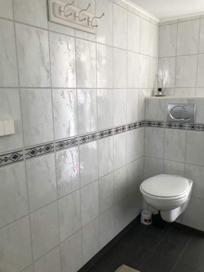 נורדפיורדייד Koselig Landsbyhus I Nordfjord מראה חיצוני תמונה